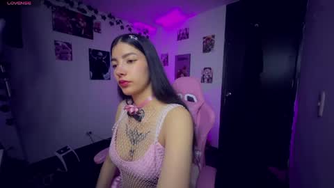 Snapshot of cami_mila99 chatting on May 20, 2026, 7:25 am CAMI online show from May 20, 2026, 7:25 am