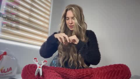 camii19y online show from January 7, 2026, 9:06 pm