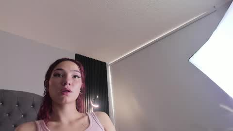 Snapshot of camiirosse chatting on May 12, 2026, 7:55 pm camiirosse online show from May 12, 2026, 7:55 pm