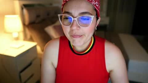 Camila buitrago online show from December 13, 2025, 10:59 pm