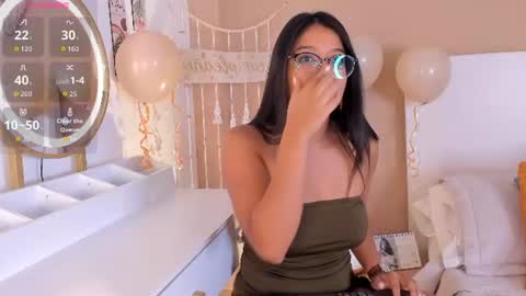 Snapshot of camila_bustamante_ chatting on July 2, 2026, 4:02 pm camila_bustamante_ online show from July 2, 2026, 4:02 pm
