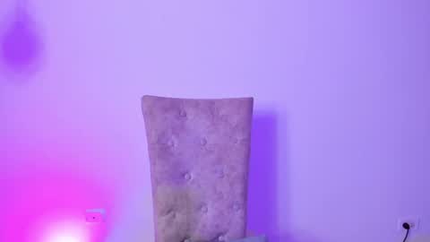 Snapshot of camila_coxx chatting on May 29, 2026, 1:47 am s online show from May 29, 2026, 1:47 am