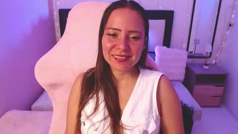Snapshot of camila_delarosa chatting on July 8, 2026, 5:50 pm camila online show from July 8, 2026, 5:50 pm