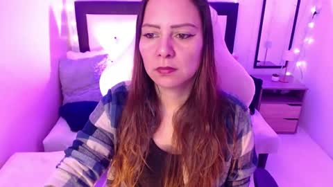 Snapshot of camila_delarosa chatting on August 1, 2026, 12:48 pm camila online show from August 1, 2026, 12:48 pm
