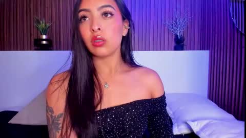 Snapshot of camila_dupont chatting on November 10, 2025, 4:00 am Camila online show from November 10, 2025, 4:00 am