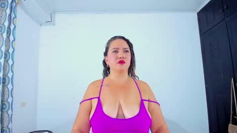 camilaa foxxx online show from October 31, 2025, 7:37 pm