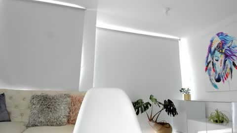 Snapshot of camilamanzurr chatting on February 7, 2025, 8:31 pm camila manzur online show from February 7, 2025, 8:31 pm