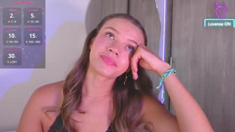 Camila Monroee  online show from May 15, 2026, 1:51 pm