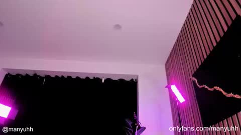 camilaramirez_ online show from December 3, 2025, 11:47 pm