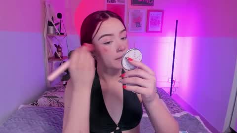 Camila  online show from October 27, 2025, 11:47 am