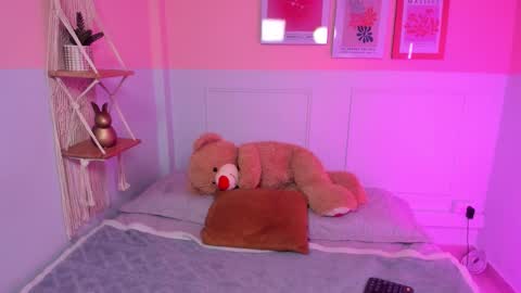 Camila  online show from February 13, 2026, 4:19 am