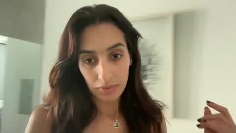 camiliakxoxo online show from January 14, 2025, 4:08 pm