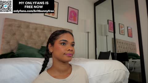 Snapshot of camilitasu chatting on February 1, 2025, 1:09 pm Brit online show from February 1, 2025, 1:09 pm