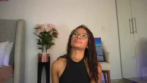 Snapshot of camilitasu chatting on November 7, 2025, 11:16 pm Brit online show from November 7, 2025, 11:16 pm