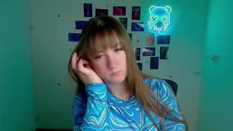 Camilla online show from April 15, 2026, 5:36 am