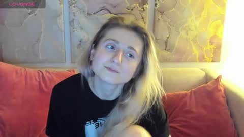 Snapshot of camilladreamer chatting on April 17, 2026, 6:00 pm camilladreamer online show from April 17, 2026, 6:00 pm