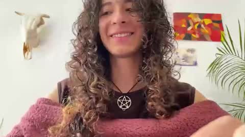 Snapshot of camille_delrey chatting on November 4, 2025, 4:06 pm Camille online show from November 4, 2025, 4:06 pm