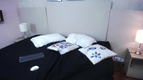 Camille and Shaggy online show from April 11, 2026, 7:45 am