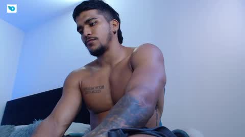 camilo_contre21 online show from May 22, 2026, 9:31 pm