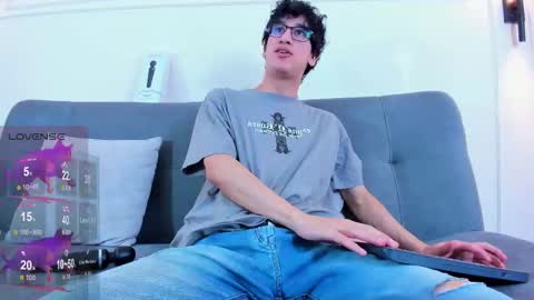 Snapshot of camilo_stark chatting on February 13, 2026, 3:24 am Camilo online show from February 13, 2026, 3:24 am