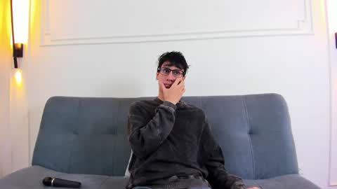 Camilo online show from April 8, 2026, 3:28 am