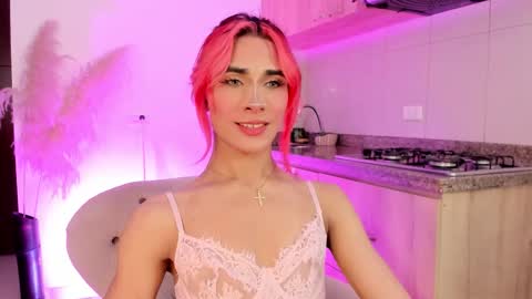 Snapshot of camilodoumit chatting on November 26, 2025, 4:24 am CamiloDoumit online show from November 26, 2025, 4:24 am