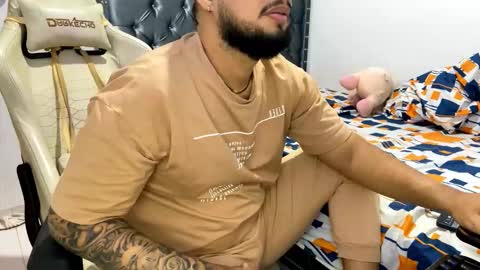 camilow777 online show from November 7, 2025, 4:34 am