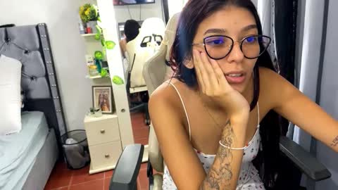 camilow777 online show from November 18, 2025, 3:56 am