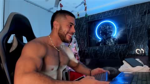 Snapshot of camilowatson chatting on December 27, 2024, 11:53 pm Camilo Watson online show from December 27, 2024, 11:53 pm