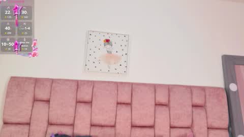 camiluxe online show from March 20, 2026, 8:03 pm