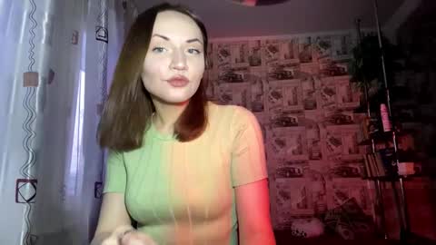 Julia online show from February 3, 2026, 1:27 pm