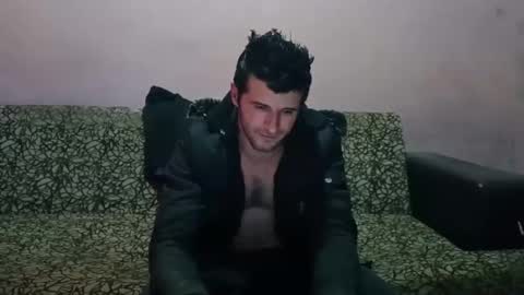 Snapshot of camshow22cm chatting on February 25, 2025, 9:35 pm FREMAN online show from February 25, 2025, 9:35 pm