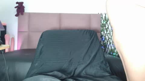 Snapshot of camturbery chatting on April 13, 2026, 11:48 am camturbery online show from April 13, 2026, 11:48 am