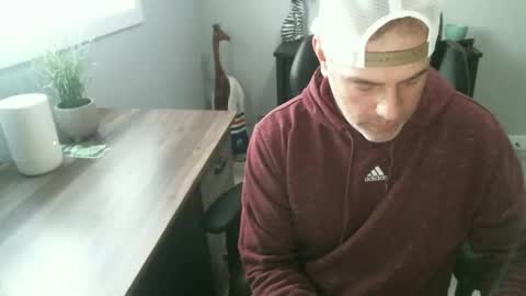 Snapshot of canadianboi6969 chatting on May 5, 2026, 8:06 pm CanadianBacon6969 online show from May 5, 2026, 8:06 pm