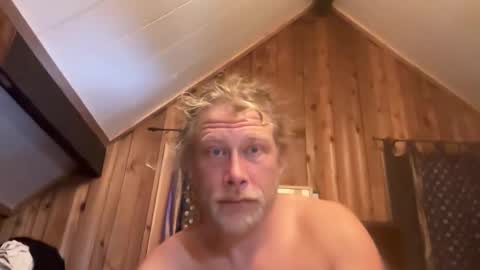 Snapshot of canadiandunion chatting on February 16, 2026, 12:34 pm canadianDlight online show from February 16, 2026, 12:34 pm