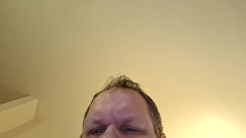 Snapshot of canadienexplosion chatting on December 8, 2024, 8:15 pm canadienexplosion online show from December 8, 2024, 8:15 pm