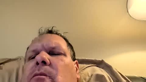 Snapshot of canadienexplosion chatting on October 19, 2025, 7:25 pm canadienexplosion online show from October 19, 2025, 7:25 pm