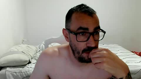 Snapshot of canario2388 chatting on June 12, 2026, 11:25 pm canario2388 online show from June 12, 2026, 11:25 pm