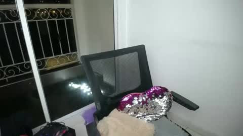 cumorsmooke online show from February 13, 2025, 4:22 am