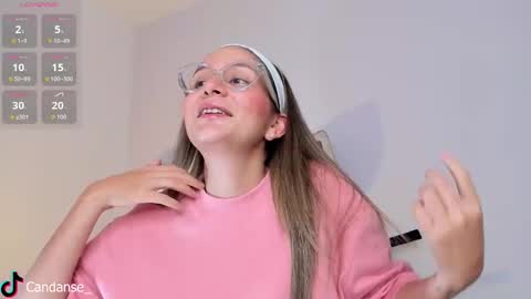 Snapshot of candase_ chatting on November 27, 2025, 12:46 am Candase online show from November 27, 2025, 12:46 am