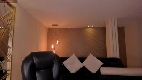  Candanse R  online show from March 4, 2026, 3:01 am