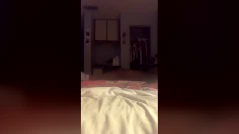 candellajaclyn24 online show from December 14, 2025, 10:31 am