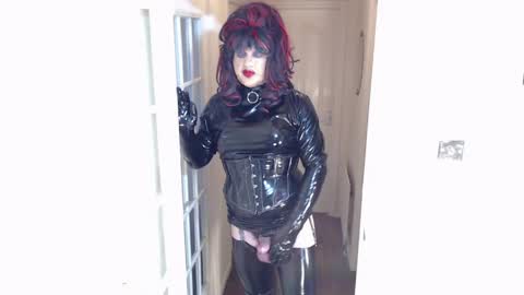 Snapshot of candi_smokes chatting on April 9, 2026, 1:05 pm candi smokes online show from April 9, 2026, 1:05 pm