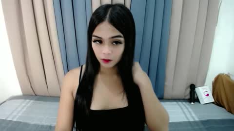 MISS CANDICE online show from April 28, 2026, 5:34 am