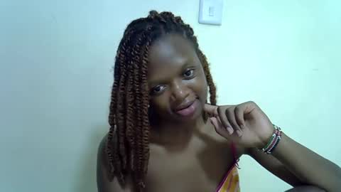 Snapshot of candiemaya chatting on April 17, 2026, 7:33 am candiemaya online show from April 17, 2026, 7:33 am