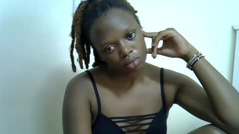 Snapshot of candiemaya chatting on May 1, 2026, 11:04 am candiemaya online show from May 1, 2026, 11:04 am