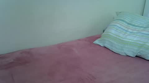 Snapshot of candiemaya chatting on May 2, 2026, 8:19 am candiemaya online show from May 2, 2026, 8:19 am