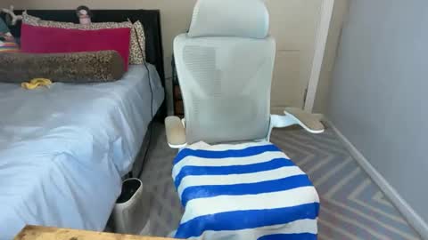 Candi may online show from February 18, 2026, 5:09 pm