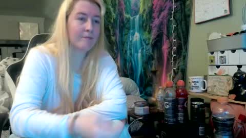 Candi online show from May 11, 2026, 11:46 pm