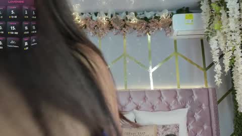 Snapshot of candy_beck chatting on December 23, 2024, 2:39 pm Candy Beck online show from December 23, 2024, 2:39 pm